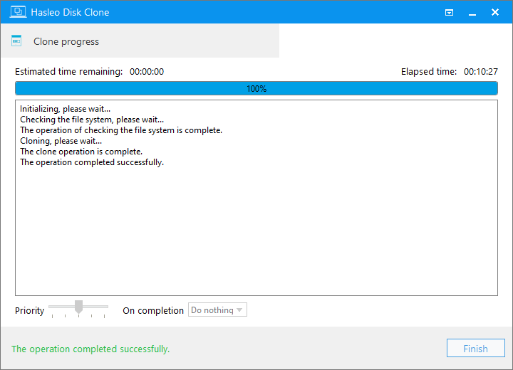 System cloning progress screen showing the migration status and elapsed time